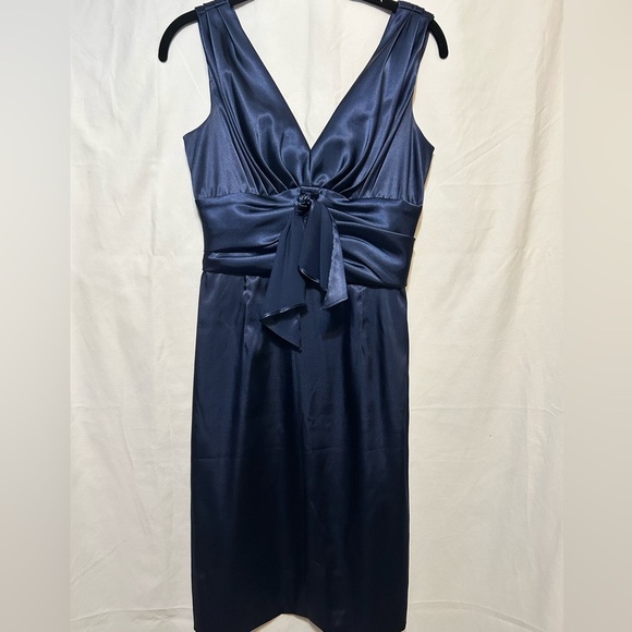 Eliza J Dresses & Skirts - Eliza J Navy Blue Satin Sheath‎ cocktail dress Size 2P